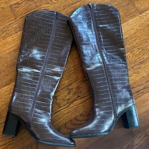 Women’s Cairo Boots with Memory Foam Insole – A New Day™ Brown